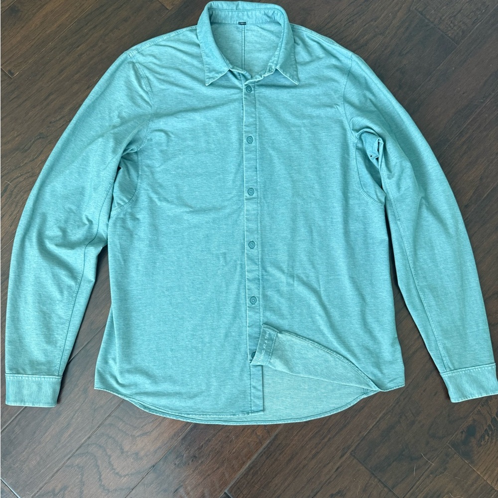 Lululemon Shirt Mens Large green Long Sleeve Button Commission  Performance